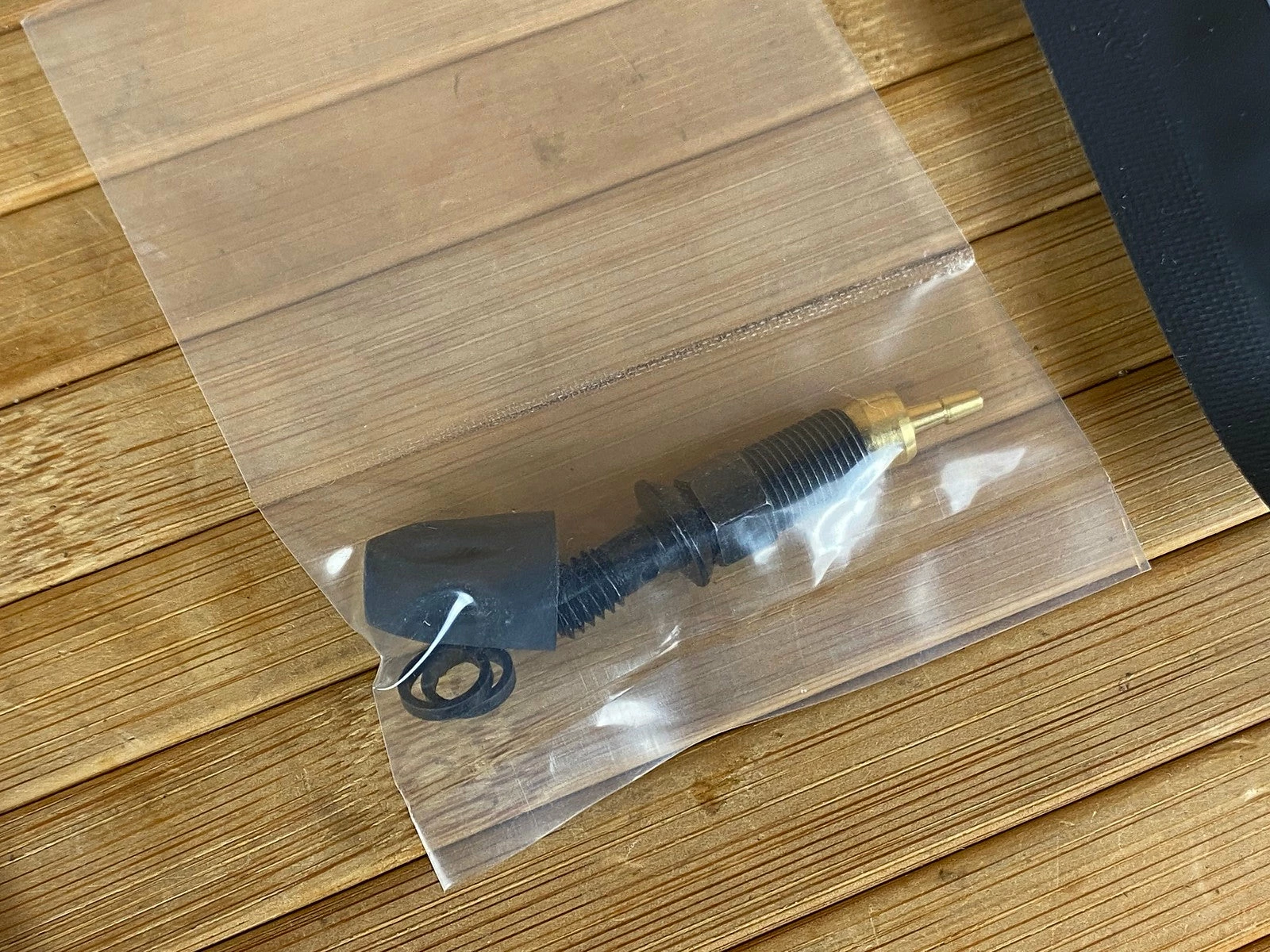 Hayes Dominion A4 / A2 Bremsleitung Mit 90Grad Abgang 6 Hayes Dominion A4 / A2 Bremsleitung Mit 90Grad Abgang – Bild 6