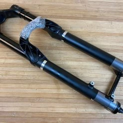 Manitou Mezzer PRO 180mm / 27,5" / Dorado AIR System / Boost Federgabel 15 Manitou Mezzer PRO 180mm / 27,5" / Dorado AIR System / Boost Federgabel -Bremse Verkaufsgeschäft 5546713 large