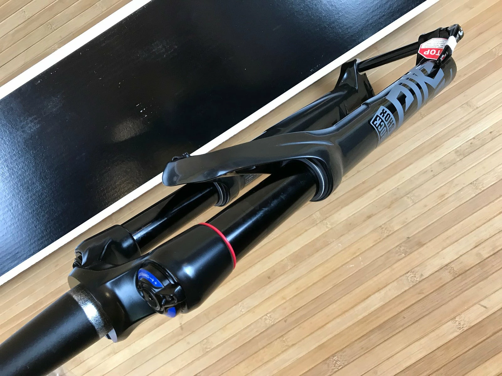 Rock-shox RockShox Pike DJ 26" / 100mm Tapered Schwarz 4 Rock-shox RockShox Pike DJ 26" / 100mm Tapered Schwarz – Bild 4