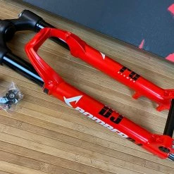 Marzocchi BOMBER DJ Rot 100mm / 26" Dirt Federgabel -Bremse Verkaufsgeschäft 5563291 large