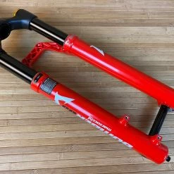 Marzocchi BOMBER DJ Rot 100mm / 26" Dirt Federgabel -Bremse Verkaufsgeschäft 5563305 large