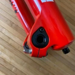 Marzocchi BOMBER DJ Rot 100mm / 26" Dirt Federgabel -Bremse Verkaufsgeschäft 5563308 large