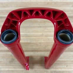 Rock-shox Rock Shox Boxxer Ultimate Casting / Lower 29" Red -Bremse Verkaufsgeschäft IMG 0202 3c121a37 f939 46f6 9c77 84360e186518