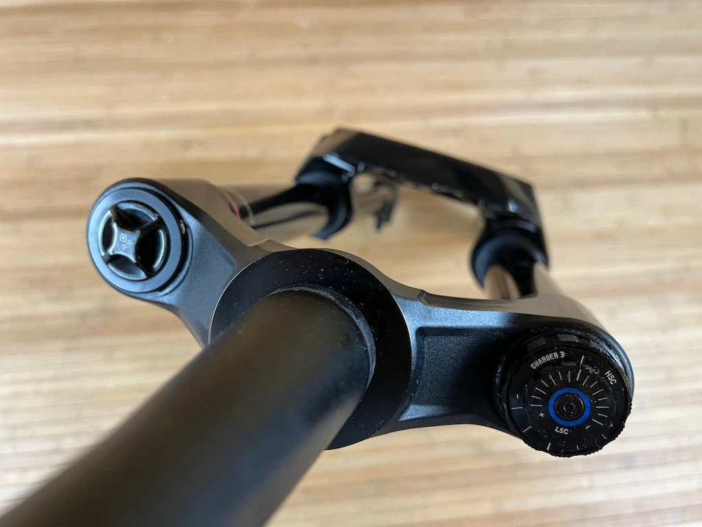 Rock-shox RockShox Zeb Ultimate Federgabel Schwarz 190mm / 27,5" 6 Rock-shox RockShox Zeb Ultimate Federgabel Schwarz 190mm / 27,5" – Bild 6