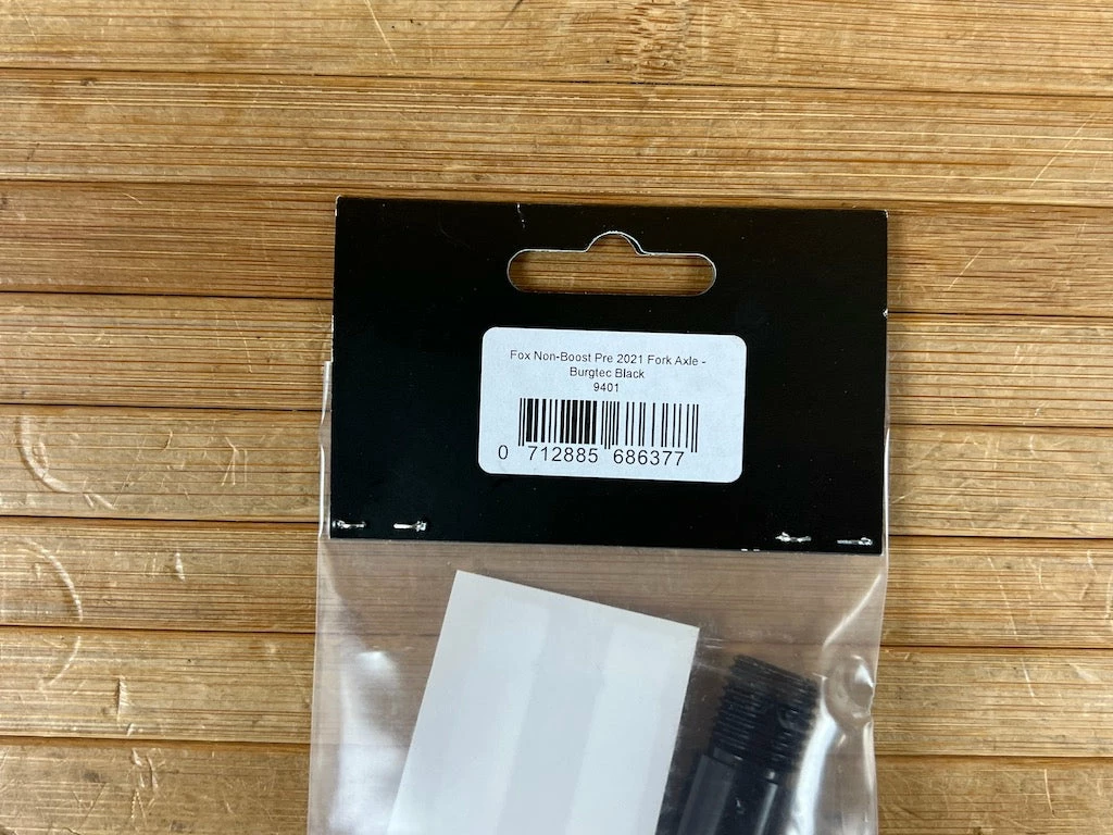 Burgtec FOX 100x15mm Achse NON Boost Black / Schwarz 3 Burgtec FOX 100x15mm Achse NON Boost Black / Schwarz – Bild 3