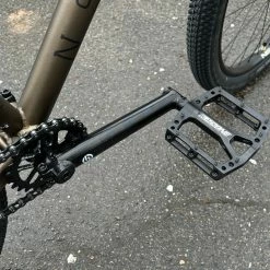 Ns-bikes NS Bikes Metropolis Cromo Custom Dirtbike Mit FOX 36 -Bremse Verkaufsgeschäft IMG 0662 65de49d7 2914 4a03 be24 31f2417b47a6