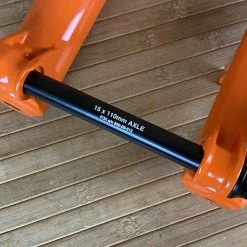 FOX 36 Casting / Lower 2018 27,5" Shiny Orange Boost -Bremse Verkaufsgeschäft IMG 0766 scaled