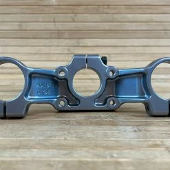 Rock-shox Rock Shox Boxxer Obere Brücke 36mm Rake ( 0 OS ) Hoch / High -Bremse Verkaufsgeschäft IMG 0907 108a1a8c e101 4a6f a5cd da85d9dd07ac