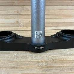 Fox 40 2021 Untere Brücke Mit Schaft 1 1/8" Crown-Steerer 56mm Rake -Bremse Verkaufsgeschäft IMG 1202