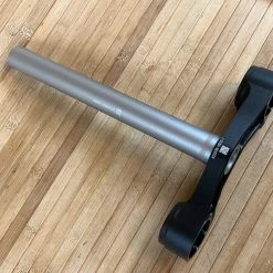 Fox 40 2021 Untere Brücke Mit Schaft 1 1/8" Crown-Steerer 52mm Rake -Bremse Verkaufsgeschäft IMG 1210