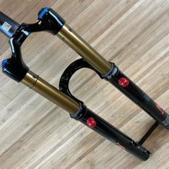 Fox 2021 38 Factory 27,5" 160mm Grip2 44mm Rake Federgabel Black -Bremse Verkaufsgeschäft IMG 1903