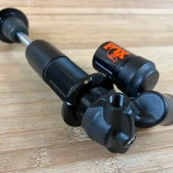 Fox DHX2 Factory Race 225x70mm Trunnion 2021 Dämpfer 19 Fox DHX2 Factory Race 225x70mm Trunnion 2021 Dämpfer -Bremse Verkaufsgeschäft IMG 1929