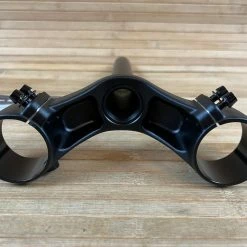 Manitou Dorado Brücke Mit Schaft Unten Ab 2021 57mm Offset -Bremse Verkaufsgeschäft IMG 2139 9936b608 7a02 4ad6 a307 29162da8951f