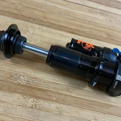 Fox DHX F-S 185 X 52,5 Trunnion 2022 Dämpfer -Bremse Verkaufsgeschäft IMG 3119