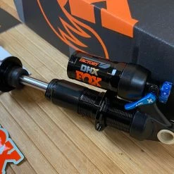 Fox DHX F-S 230 X 60 2022 Dämpfer -Bremse Verkaufsgeschäft IMG 3133
