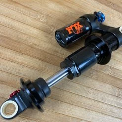 Fox DHX F-S 210 X 50 2022 Dämpfer -Bremse Verkaufsgeschäft IMG 3183