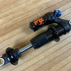Fox DHX F-S 210 X 52,5 2022 Dämpfer 11 Fox DHX F-S 210 X 52,5 2022 Dämpfer -Bremse Verkaufsgeschäft IMG 3213