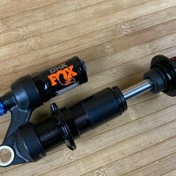 Fox DHX F-S 210 X 52,5 2022 Dämpfer 14 Fox DHX F-S 210 X 52,5 2022 Dämpfer -Bremse Verkaufsgeschäft IMG 3216