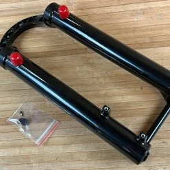 FOX 36 Casting / Lower 2021 29" Shiny Black Boost -Bremse Verkaufsgeschäft IMG 3439