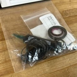 Fox 32 Catridge / Kartuschen Seal Kit / Dichtungen / Rebuild Kit -Bremse Verkaufsgeschäft IMG 3533 6795b267 6b11 4ad4 99de 3b636cee03b7