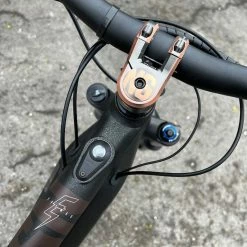 Ns-bikes NS Bikes E-Fine 2 160 Mullet Gr. L E-Bike Komplettbike -Bremse Verkaufsgeschäft IMG 3758 dee40d39 4d9d 4ec0 9ac3 8da094d8cfe1