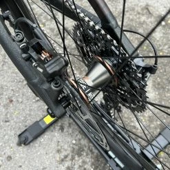 Ns-bikes NS Bikes E-Fine 2 160 Mullet Gr. L E-Bike Komplettbike -Bremse Verkaufsgeschäft IMG 3768 0e742319 8e55 4087 a985 f6997bc67ce2