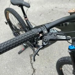 Ns-bikes NS Bikes Define AL 150 1 29" Gr. M Enduro All Mountain Komplettbike -Bremse Verkaufsgeschäft IMG 3785 859d6999 63a7 471f bd36 aca89707a6eb