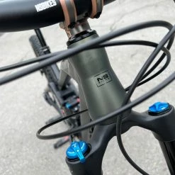 Ns-bikes NS Bikes Define AL 150 1 29" Gr. M Enduro All Mountain Komplettbike -Bremse Verkaufsgeschäft IMG 3793 57a870fc be49 4522 9589 76dd3d155a4b