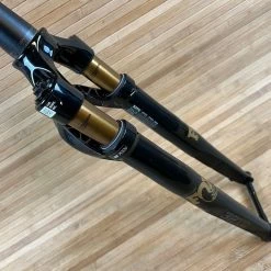 FOX 32 TC 2022 Kashima 40mm Gravel Federgabel -Bremse Verkaufsgeschäft IMG 4330