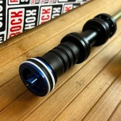 Rock-shox Rock Shox Solo Air Upgrade Kit Boxxer -Bremse Verkaufsgeschäft IMG 5212