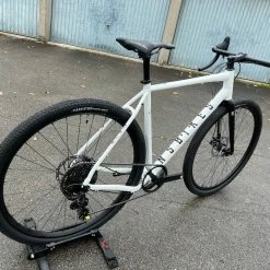 Ns-bikes NS Bikes RAG+ 3 Road & Gravel Plus 700C Komplettbike Gr. XL White -Bremse Verkaufsgeschäft IMG 5273 a4eb34dd 8e70 49f9 baf3 00114b3c4ab5