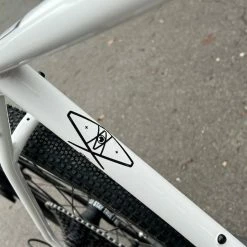 Ns-bikes NS Bikes RAG+ 3 Road & Gravel Plus 700C Komplettbike Gr. XL White -Bremse Verkaufsgeschäft IMG 5279 c1c94d74 be82 4a34 ac37 c1da8ac13a52