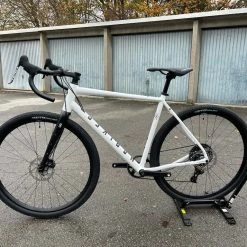 Ns-bikes NS Bikes RAG+ 3 Road & Gravel Plus 700C Komplettbike Gr. L White -Bremse Verkaufsgeschäft IMG 5280