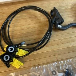 Magura MT5 Bremsenset / Scheibenbremsen VR/HR Set -Bremse Verkaufsgeschäft IMG 5677 scaled