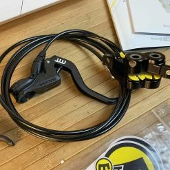 Magura MT5 Bremsenset / Scheibenbremsen VR/HR Set -Bremse Verkaufsgeschäft IMG 5678 scaled