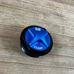 Fox 38 2021 Topcap Assy Schwarz Float -Bremse Verkaufsgeschäft IMG 5803 87bbf852 8e46 4360 851a 94d85d58eebf