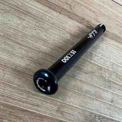 FOX Kabolt Achse Boost 100x15mm Black Axle -Bremse Verkaufsgeschäft IMG 5838