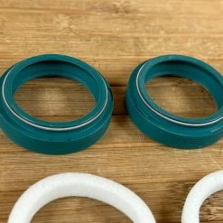 Cane Creek Service Kit Helm 50h Air / Coil -Bremse Verkaufsgeschäft IMG 5997