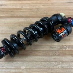 Fox DHX2 Factory 2-POS 230mm Dämpfer 2022 Hub Nach Wahl -Bremse Verkaufsgeschäft IMG 6536 3b5d478b 8905 4112 a8bf 7d4a67152126