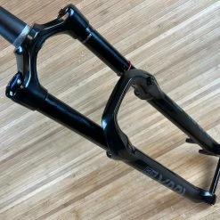 RockShox Yari RC Modelljahr 2021 29" / 170mm Federgabel -Bremse Verkaufsgeschäft IMG 6645 9311007b a8f5 4345 b217 c197577949b6