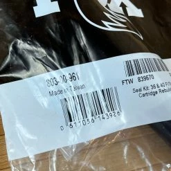 FOX 36 / 40 FIT4 Cartridge Rebuild Kit / Dichtungen -Bremse Verkaufsgeschäft IMG 6964 9e87471c f28c 49e7 b27e b8a6585f2ebc