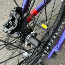 Ns-bikes NS Bikes Movement 1 Alloy DJ-Expert Dirt Komplettbike Chameleon -Bremse Verkaufsgeschäft IMG 7430