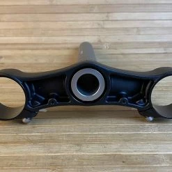 Fox 40 Untere Brücke Mit Schaft 1 1/8" Crown-Steerer -Bremse Verkaufsgeschäft IMG 7854 scaled