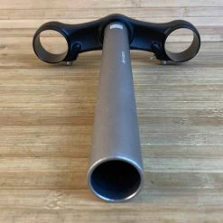 Fox 40 Untere Brücke Mit Schaft 1 1/8" Crown-Steerer -Bremse Verkaufsgeschäft IMG 7855 scaled