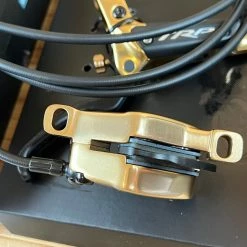 TRP DH-R EVO GOLD HD-M846 Bremse HR Hebel Rechts -Bremse Verkaufsgeschäft IMG 7883 da3443b4 1cf3 46a0 b831 9e6f299dec9a