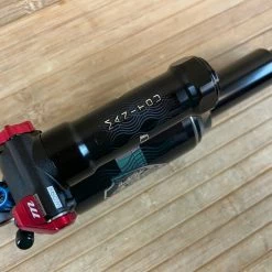 Manitou Mara PRO Air Dämpfer King Can 230 X 65mm 22 Manitou Mara PRO Air Dämpfer King Can 230 X 65mm -Bremse Verkaufsgeschäft IMG 7899 d9fe3247 2221 4f31 b9ac 1844571ecfef