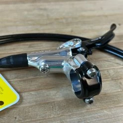 Formula CURA 4 Scheibenbremse Polish VR Oder HR -Bremse Verkaufsgeschäft IMG 7963 1dd0d32d 9256 4c41 aa7b bdf16e61d353