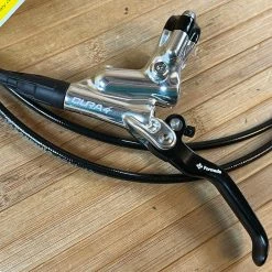 Formula CURA 4 Scheibenbremse Polish VR Oder HR -Bremse Verkaufsgeschäft IMG 7967 388258a9 b22b 4247 8ff9 51aec090ef9f