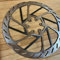 SRAM HS2 Disc / Bremsscheibe 200mm 6-Loch -Bremse Verkaufsgeschäft IMG 8039 b20bcbc7 1e22 4942 9660 5d289a4efe3c