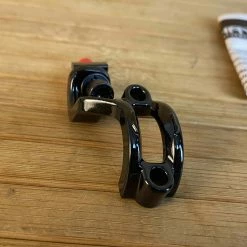 Hayes Peacemaker Adapterkit Für Dominion A2/A4 / SRAM Matchmaker -Bremse Verkaufsgeschäft IMG 8354 scaled